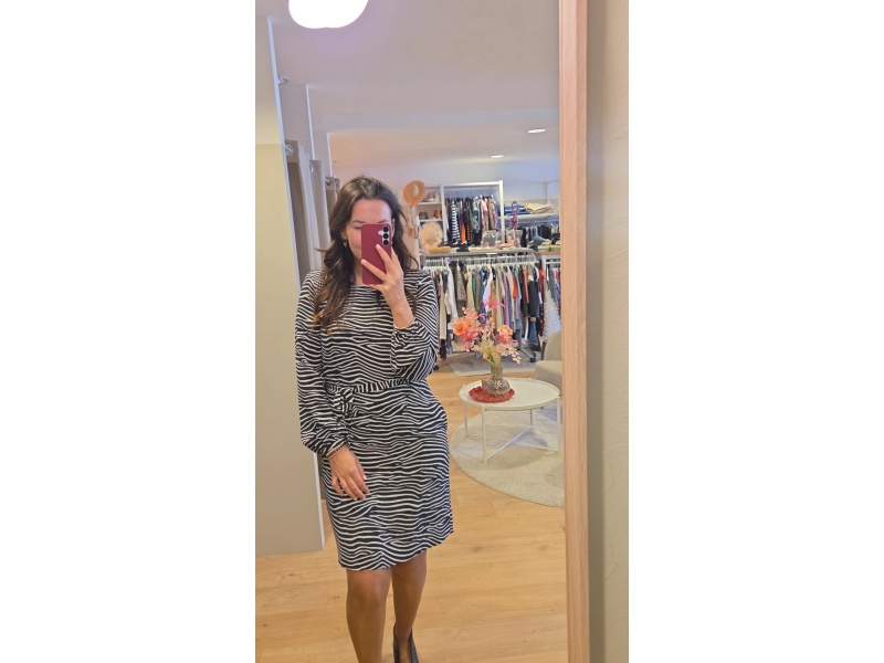 Claudia Sträter Jurk maat L