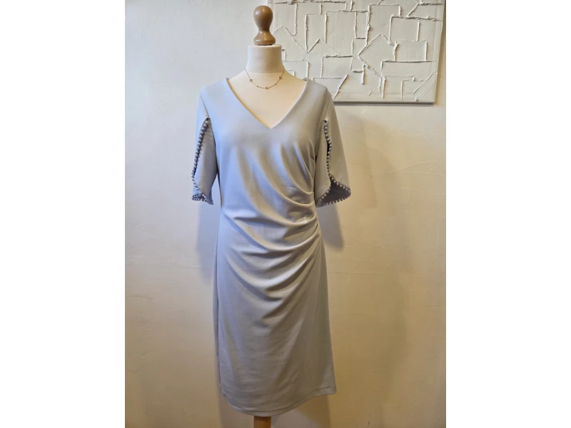 Joseph Ribkoff Signature Jurk met Parel Details